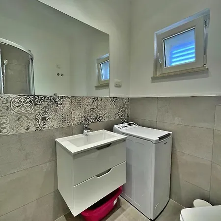 Apartments Ursula Trogir Exterior photo